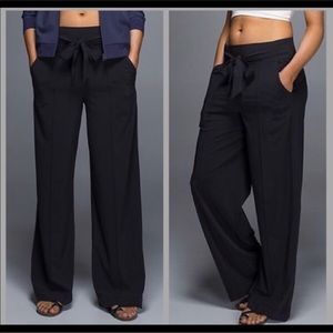 Lululemon blue High Waisted Noir Pant -NWT
